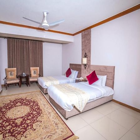Shelton'S Rezidor Hotel Peshawar Eksteriør billede