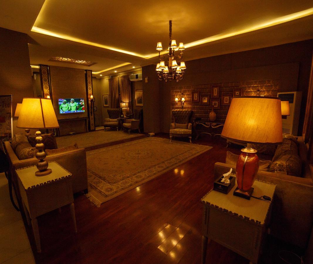 Shelton'S Rezidor Hotel Peshawar Eksteriør billede